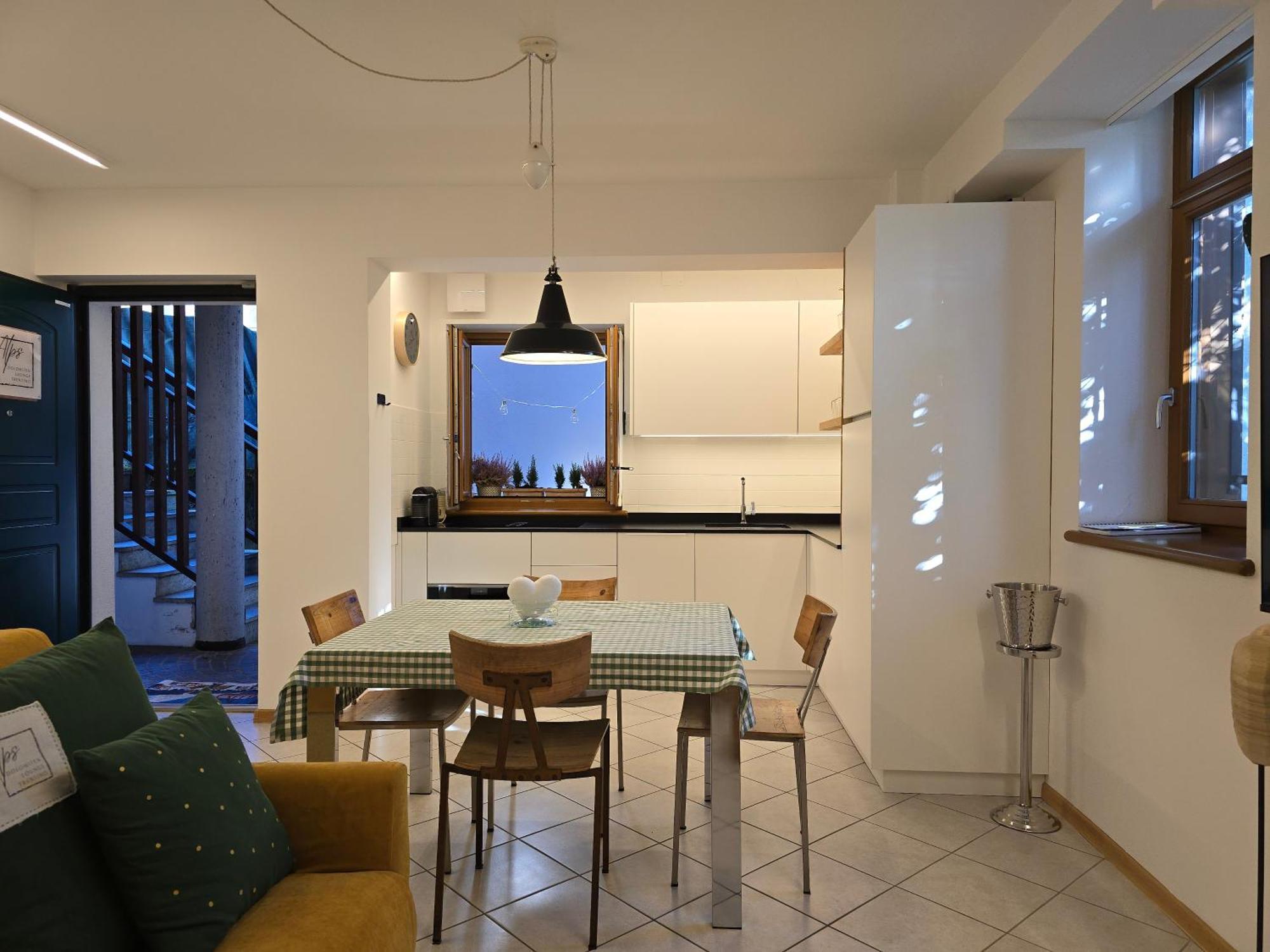Dolomiten Lounge - Moderno Con Parcheggio Privato Pergine Valsugana Ngoại thất bức ảnh
