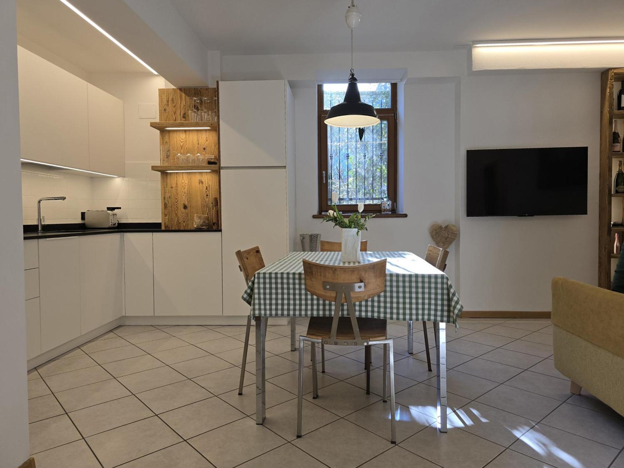 Dolomiten Lounge - Moderno Con Parcheggio Privato Pergine Valsugana Ngoại thất bức ảnh